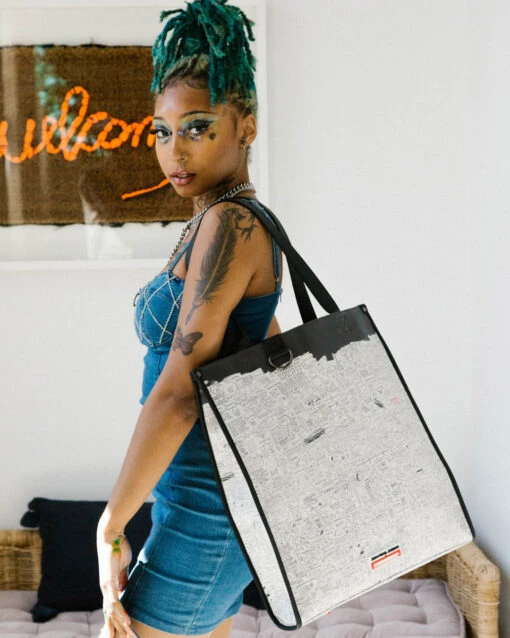 SPRAYGROUND OFFICIAL BASQUIAT PEGASUS 1987 LOFT TOTE -Bag Sale Store T4174 1 1